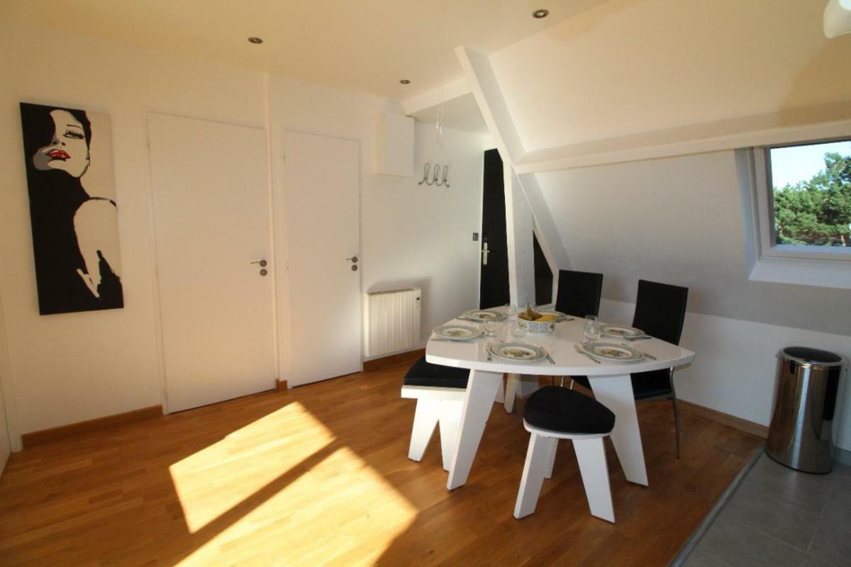 CADRE EXCEPTIONNEL: Duplex Classé 4**** Tennis, Piscine, Parking, Linge inclus, WIFI, Matériel BÉBÉ, proximité CENTRE Deauville Extérieur photo